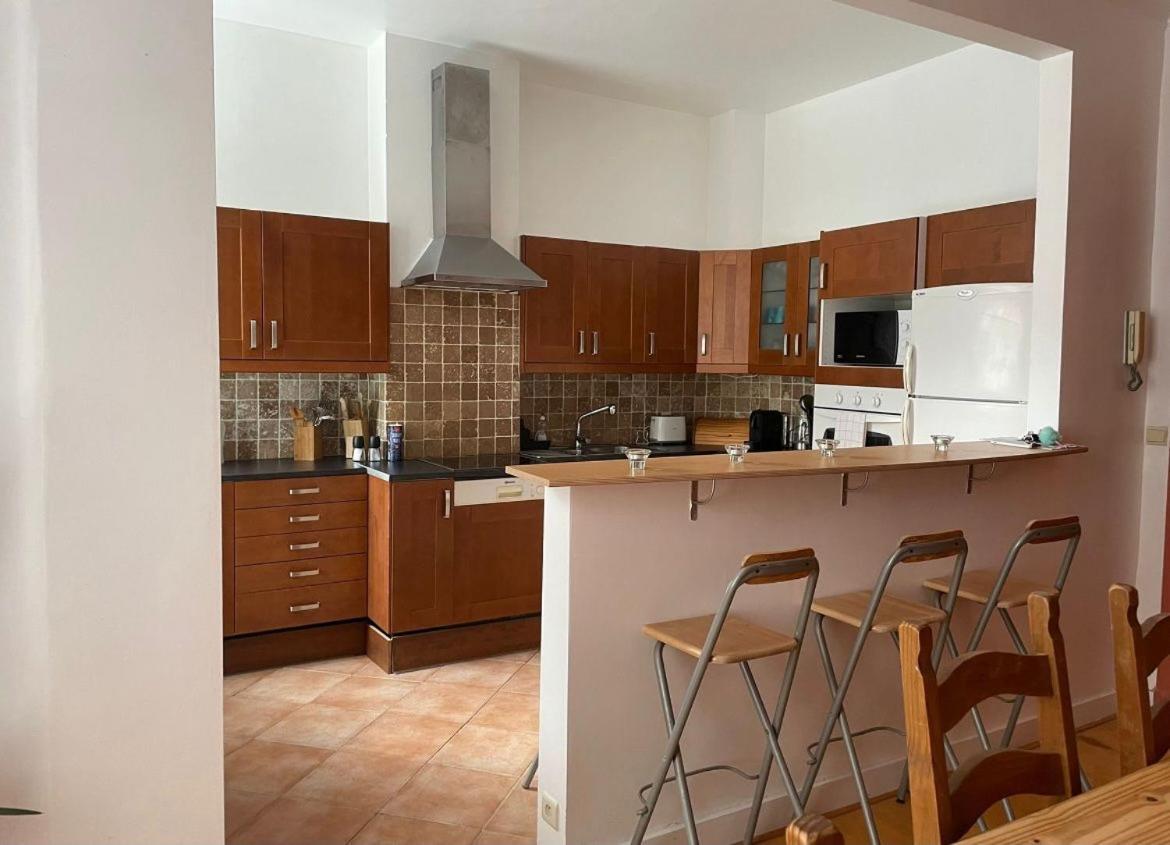 Appartement De Charme Dans Maison De Maitre Bruxelloise Bruxelles Esterno foto