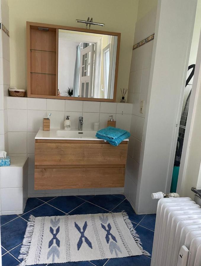 Appartement De Charme Dans Maison De Maitre Bruxelloise Bruxelles Esterno foto