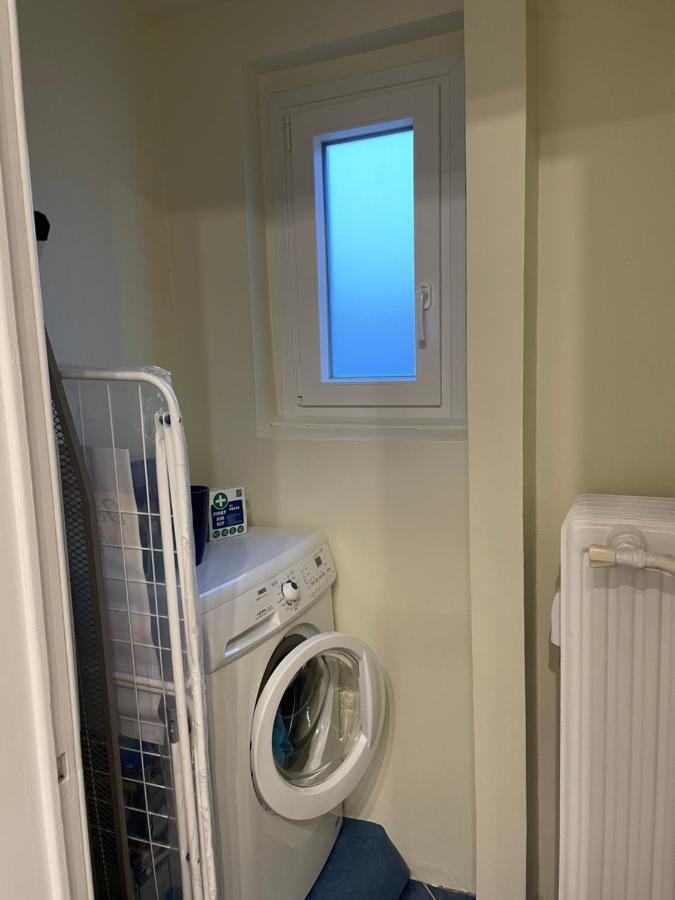 Appartement De Charme Dans Maison De Maitre Bruxelloise Bruxelles Esterno foto